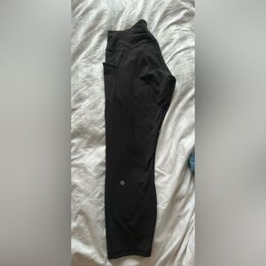 Lululemon Wunder Train High-Rise Tight with Pockets 25" size 12
